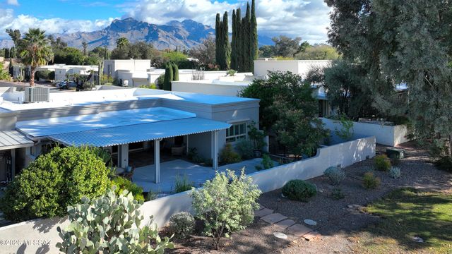 2775 W Casas Circle, Tucson, AZ 85742