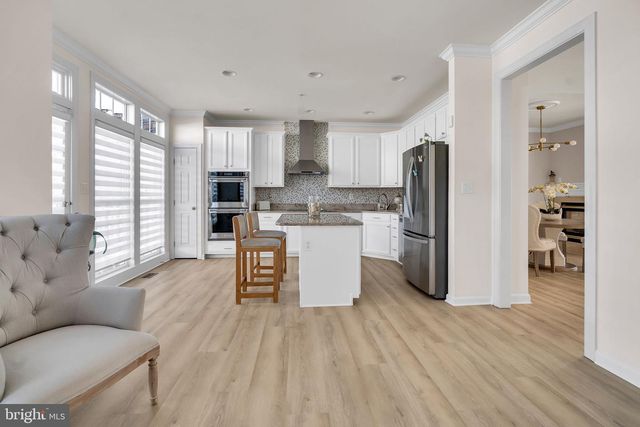 142 SWANTON LN, Gaithersburg, MD 20878