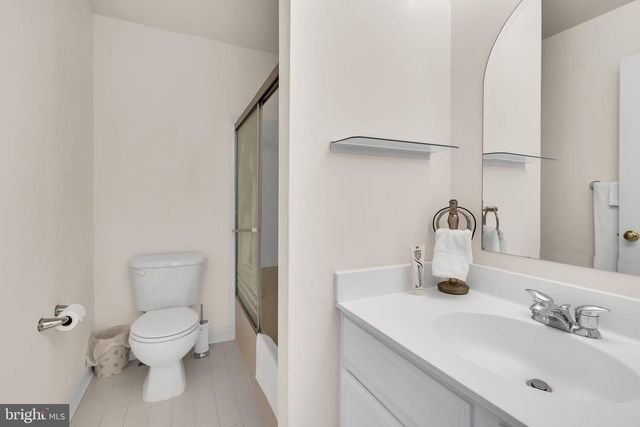 142 SWANTON LN, Gaithersburg, MD 20878