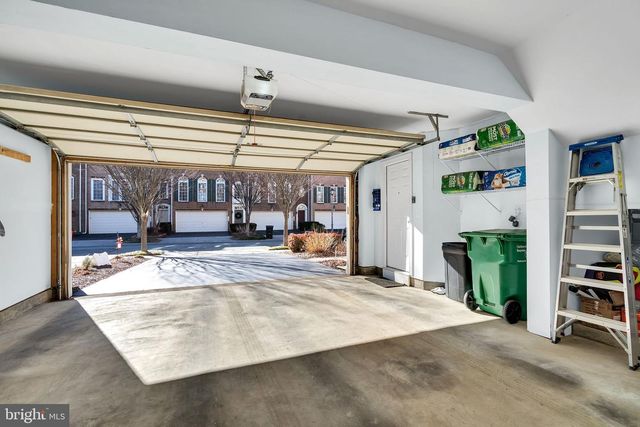 142 SWANTON LN, Gaithersburg, MD 20878