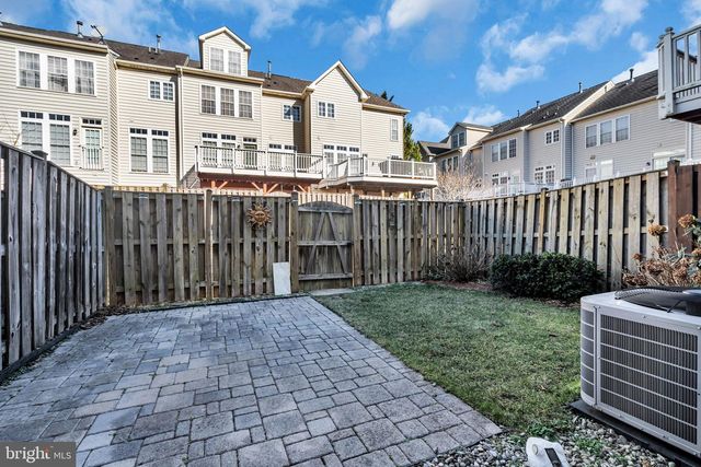 142 SWANTON LN, Gaithersburg, MD 20878