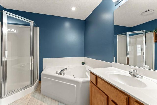 929 Old Steine Circle, New Brighton, MN 55112