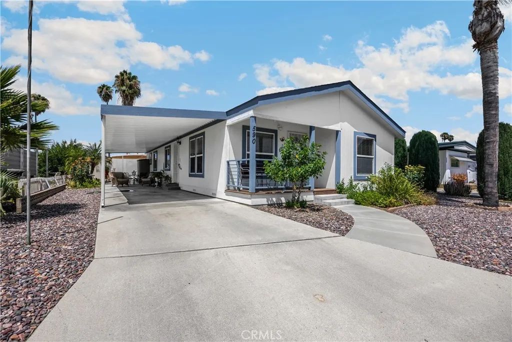590 San Mateo Circle, Hemet, CA 92543
