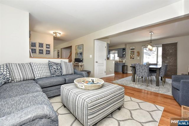 126 Bayberry Road, Lavallette, NJ 08735