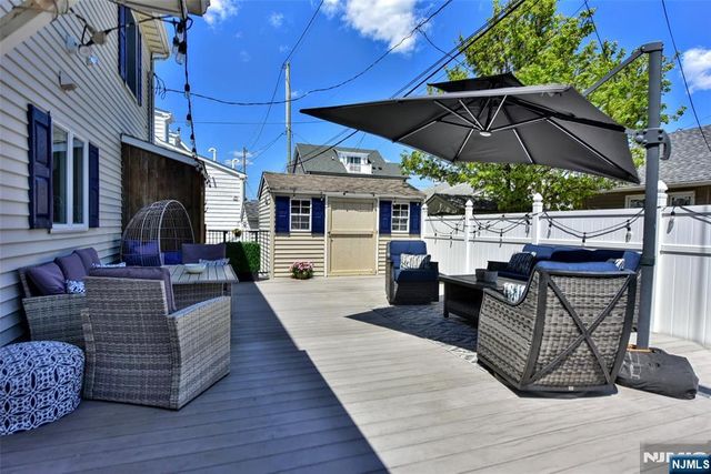 126 Bayberry Road, Lavallette, NJ 08735