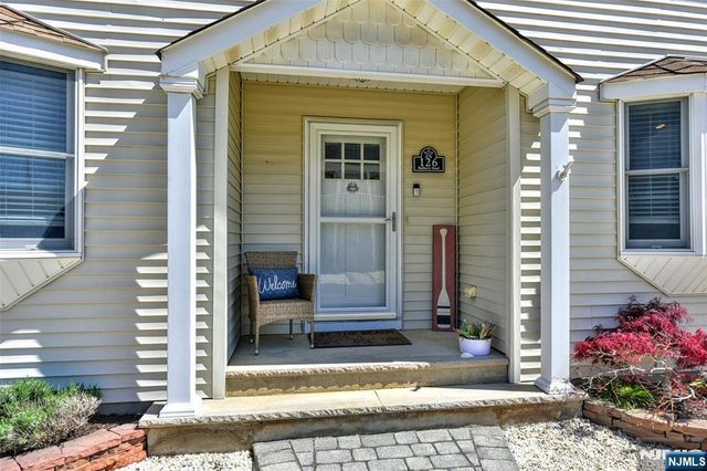 126 Bayberry Road, Lavallette, NJ 08735
