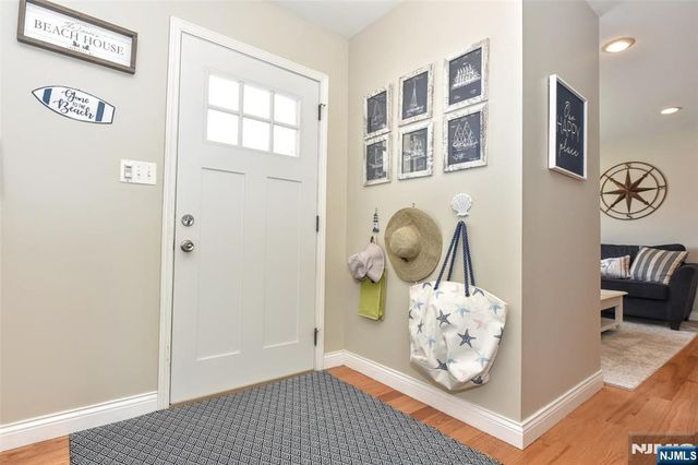 126 Bayberry Road, Lavallette, NJ 08735