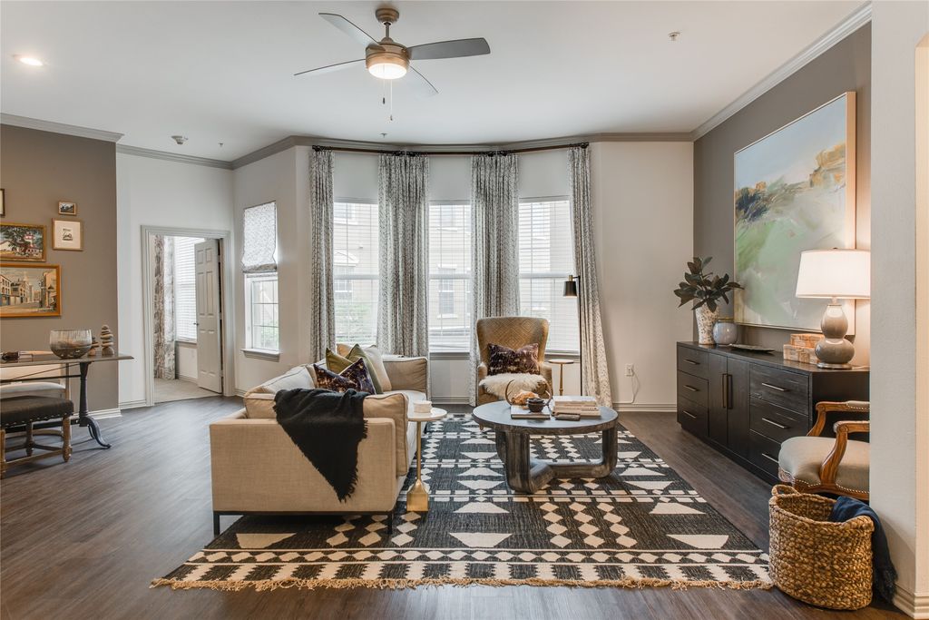 4201 Lomo Alto Drive 217, Highland Park, TX 75219