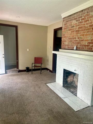 12051 Wilshire Drive, Detroit, MI 48213