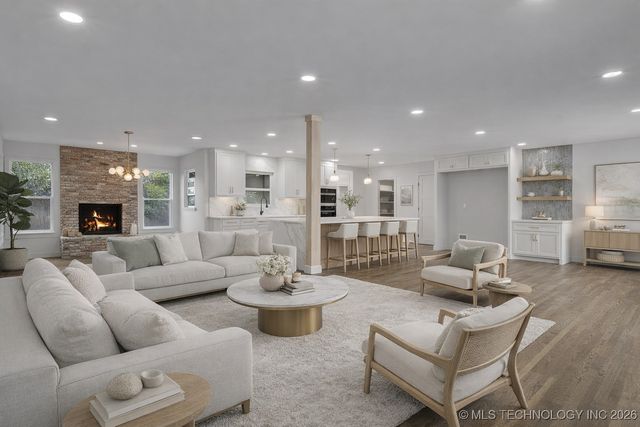 4334 S Trenton Avenue, Tulsa, OK 74105