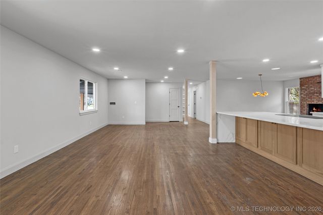 4334 S Trenton Avenue, Tulsa, OK 74105