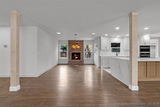 4334 S Trenton Avenue, Tulsa, OK 74105