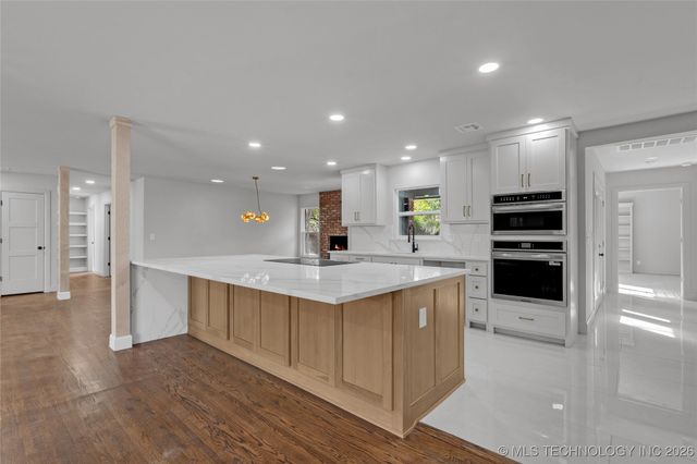 4334 S Trenton Avenue, Tulsa, OK 74105