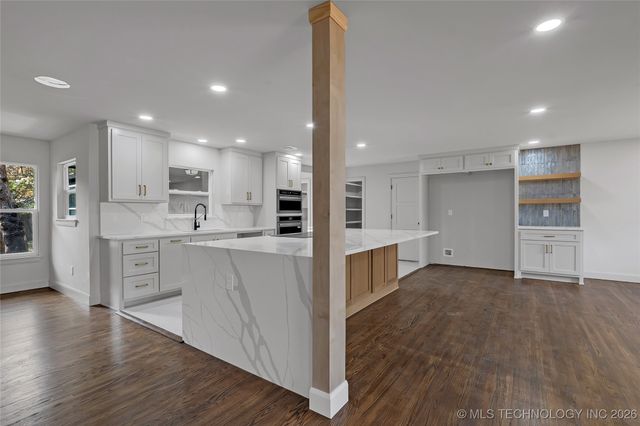 4334 S Trenton Avenue, Tulsa, OK 74105