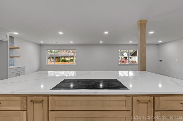 4334 S Trenton Avenue, Tulsa, OK 74105