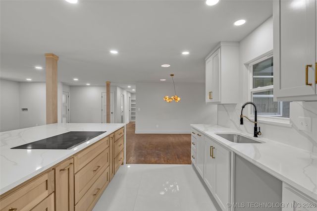 4334 S Trenton Avenue, Tulsa, OK 74105