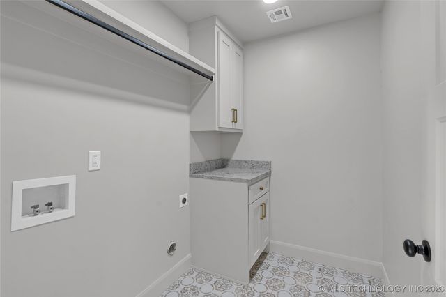 4334 S Trenton Avenue, Tulsa, OK 74105