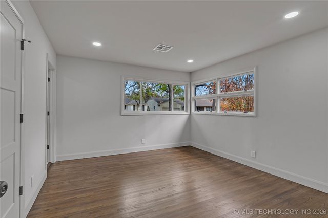 4334 S Trenton Avenue, Tulsa, OK 74105