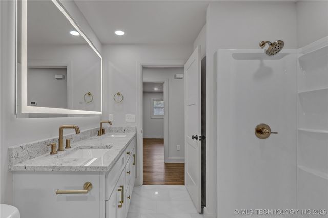 4334 S Trenton Avenue, Tulsa, OK 74105