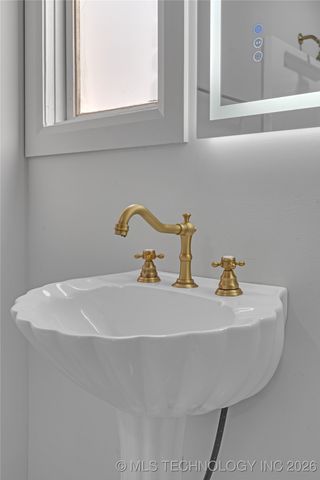 4334 S Trenton Avenue, Tulsa, OK 74105