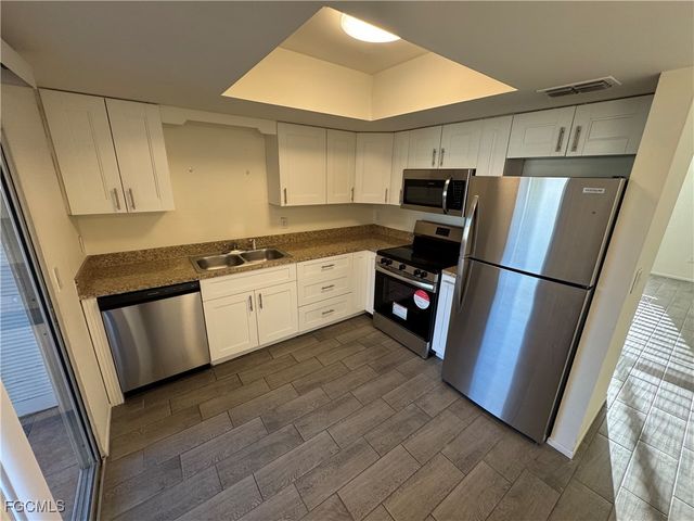 3705 Country Club BLVD 1-12, Cape Coral, FL 33904