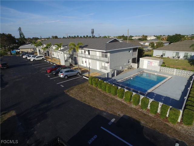 3705 Country Club BLVD 1-12, Cape Coral, FL 33904