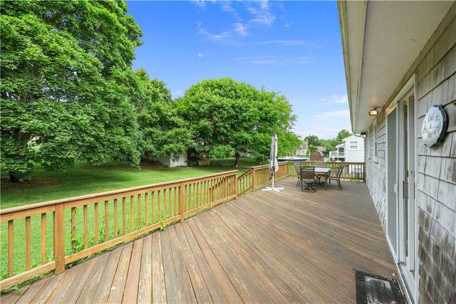 330 Water Street, Portsmouth, RI 02871