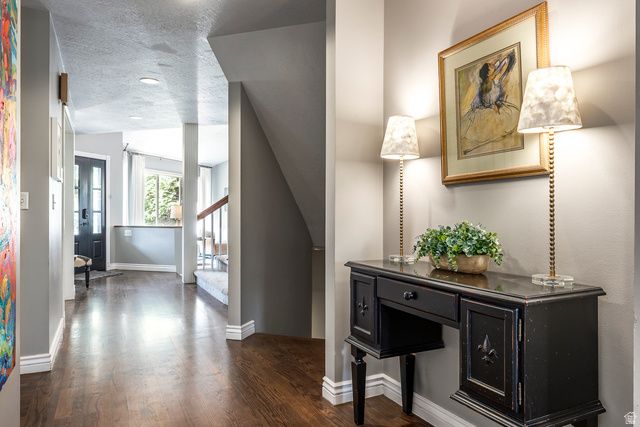 2398 E WILLOW HILLS DR, Sandy, UT 84093
