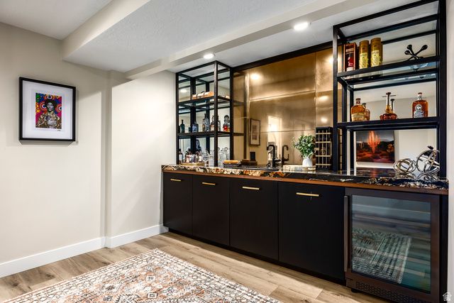 2398 E WILLOW HILLS DR, Sandy, UT 84093