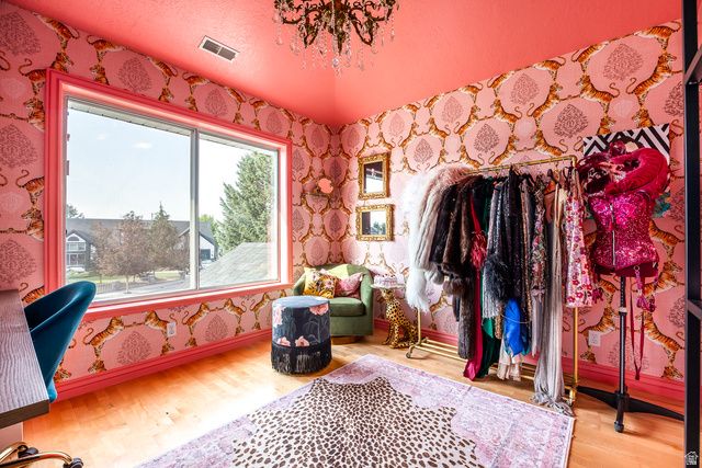 2398 E WILLOW HILLS DR, Sandy, UT 84093