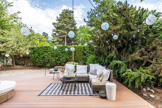 2398 E WILLOW HILLS DR, Sandy, UT 84093