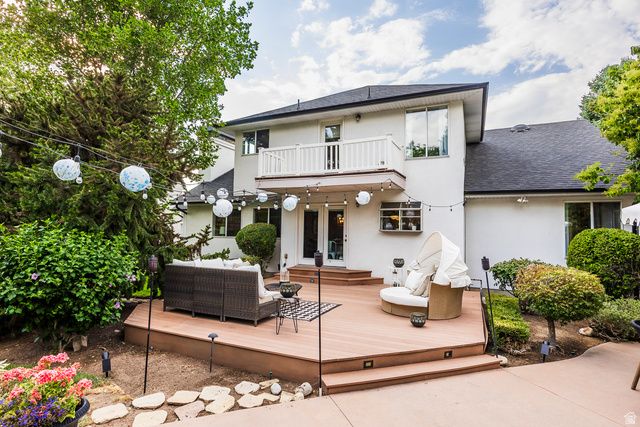 2398 E WILLOW HILLS DR, Sandy, UT 84093