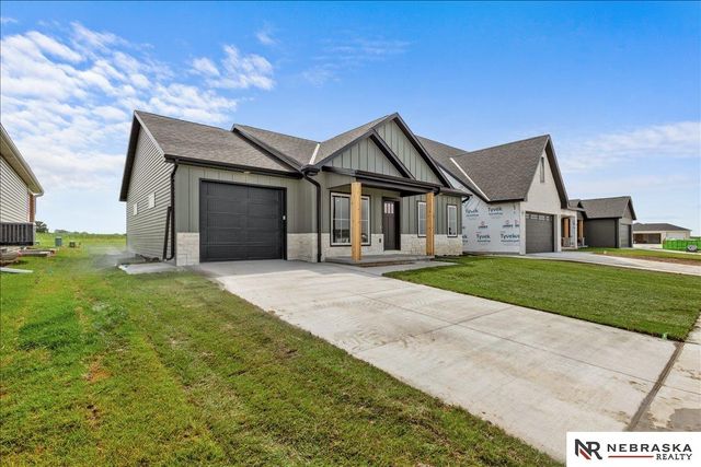 9620 S 87th Street, Lincoln, NE 68526