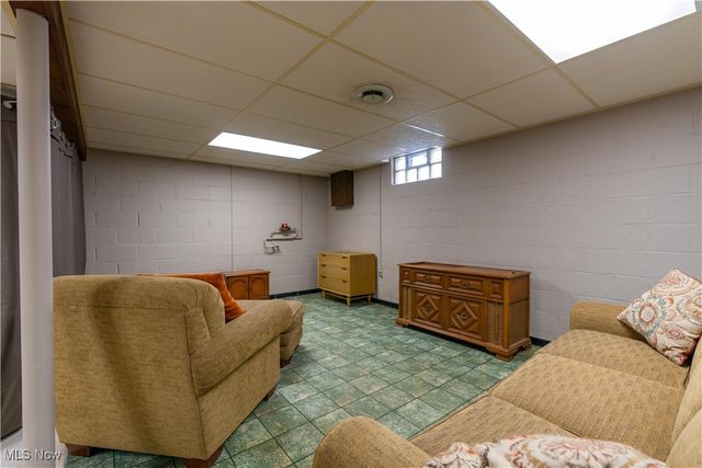 1221 Homewood Avenue SW, Canton, OH 44710