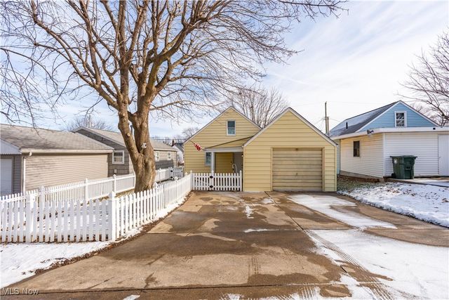 1221 Homewood Avenue SW, Canton, OH 44710