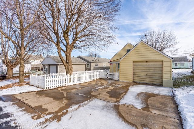 1221 Homewood Avenue SW, Canton, OH 44710