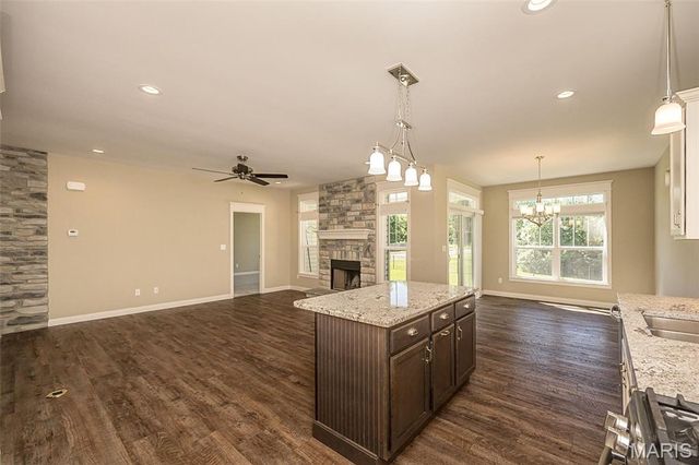 4005 Hathaway Place, St Peters, MO 63304