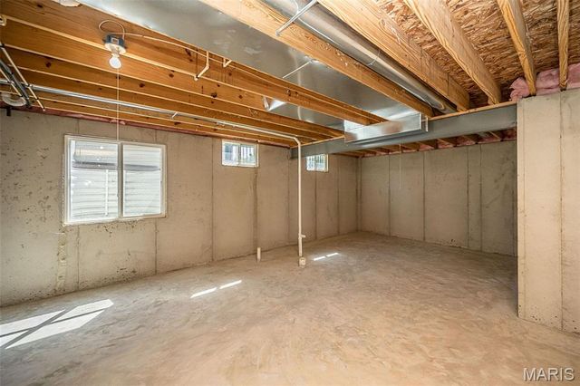 4005 Hathaway Place, St Peters, MO 63304