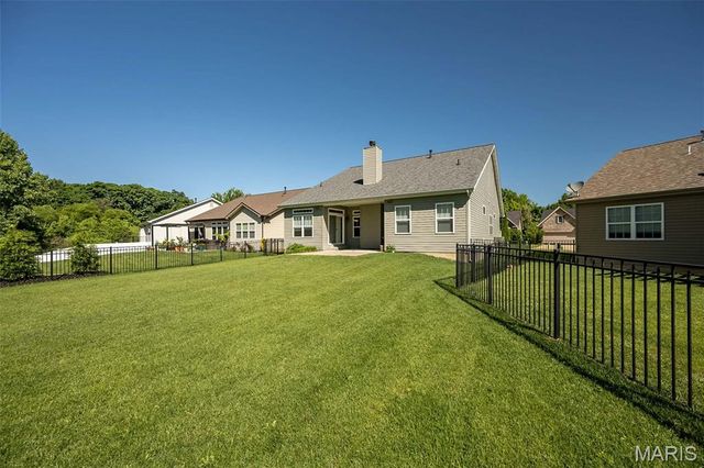 4005 Hathaway Place, St Peters, MO 63304