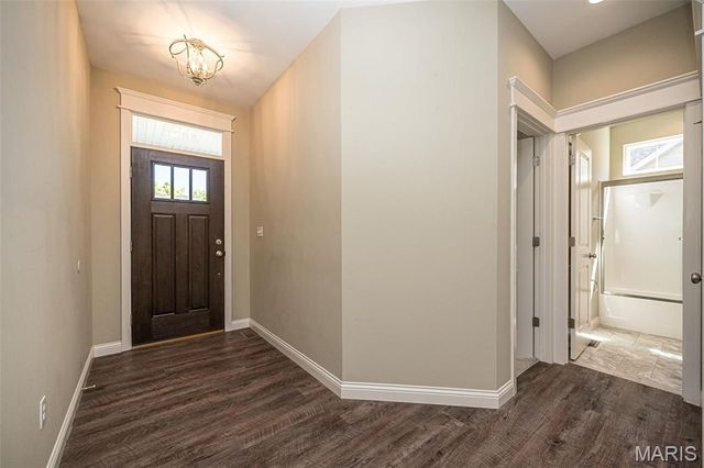 4005 Hathaway Place, St Peters, MO 63304