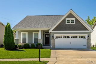 4005 Hathaway Place, St Peters, MO 63304