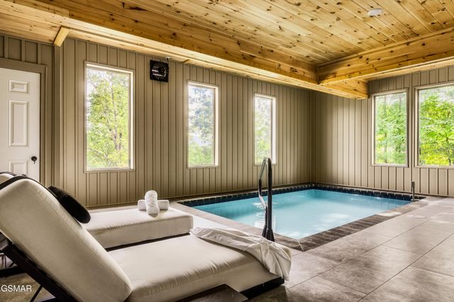 2931 Redtail Road, Sevierville, TN 37862