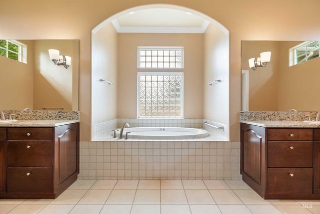3404 Ridge Line Dr, Kimberly, ID 83341