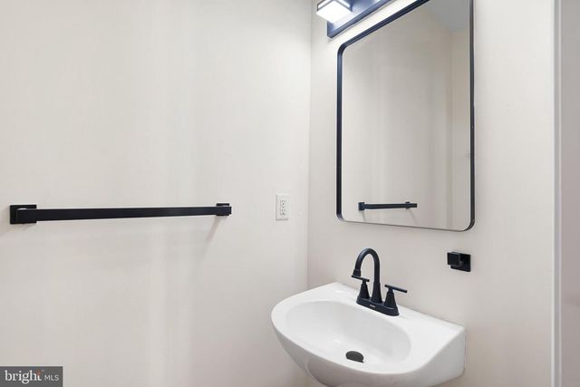 1222 MCCOY WAY, Wilmington, DE 19805