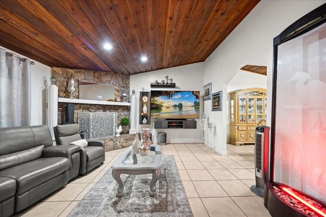 2270 OLD HICKORY TREE ROAD, St Cloud, FL 34772