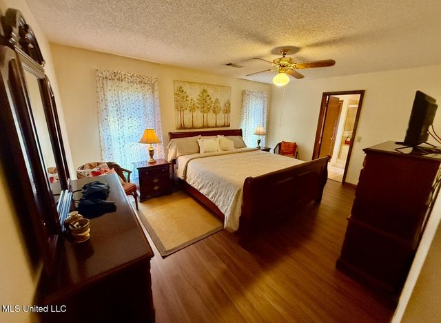 276 Salem Church Rd, Grenada, MS 38901