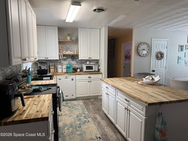 2534 Stratford Drive, Cocoa, FL 32926