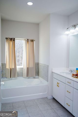 2115 Ravencliff Dr, Austell, GA 30168