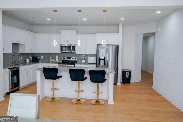 2115 Ravencliff Dr, Austell, GA 30168