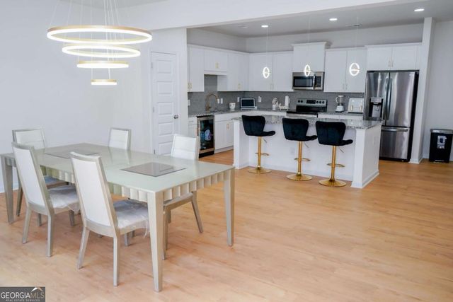 2115 Ravencliff Dr, Austell, GA 30168